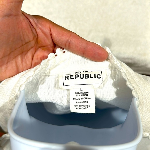 🛍️ BOGO 🛍️High-low top. White - Picture 3 of 3